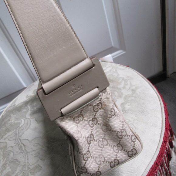 Auth New Gucci East West Beige Guccisima Shoulder Bag Rare style vintage Y2K - Picture 12 of 16